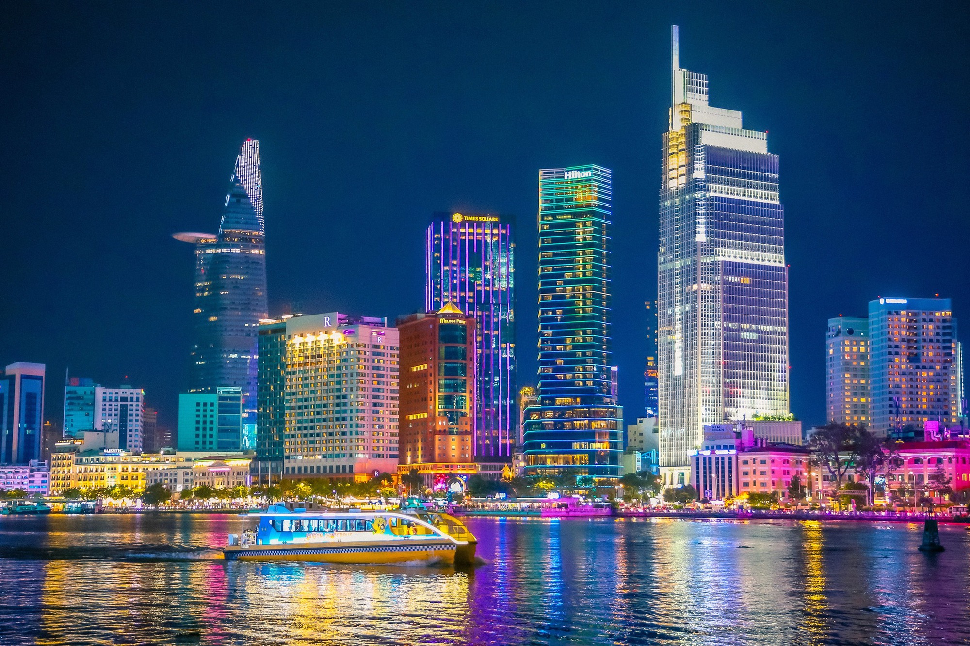 Thành phố Hồ Chí Minh được mệnh danh là thành phố không ngủ của Việt Nam