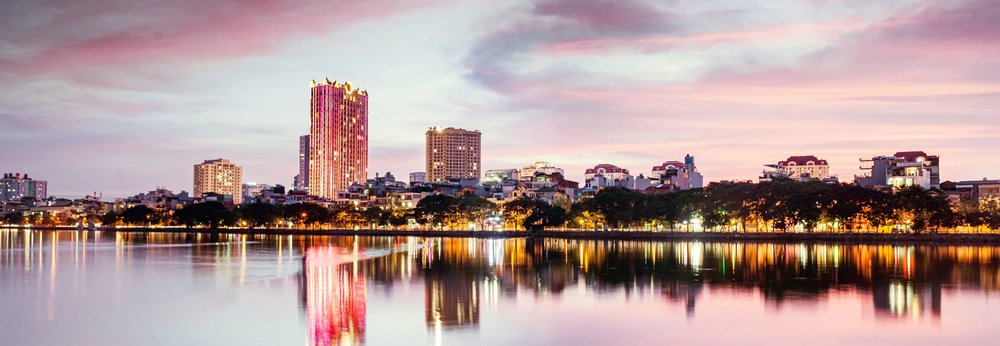 The poetic beauty of Hanoi at dusk